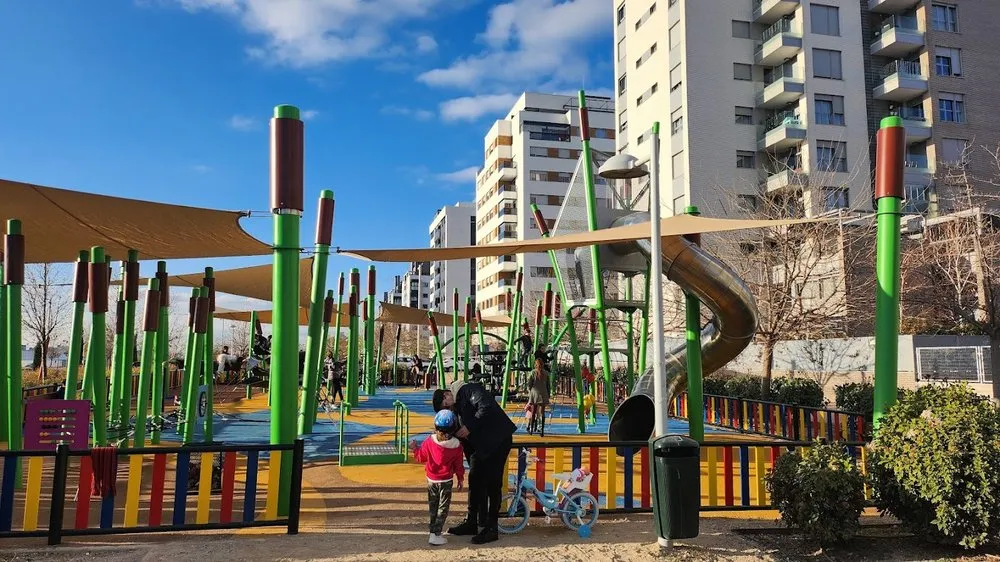 Área de Juegos Infantiles