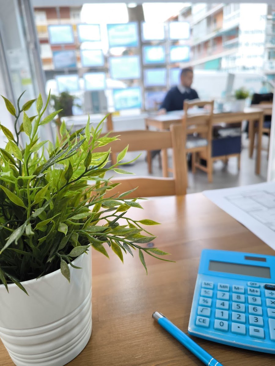 Alianza Madrid Inmobiliaria Vicálvaro en Vicálvaro — foto 2