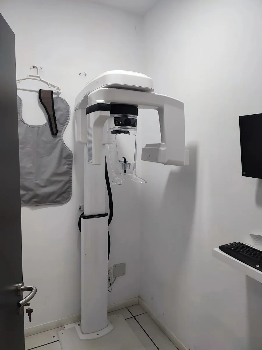 Clinica de Implantologia Oral Dra. Gómez en San Fernando de Henares — foto 4