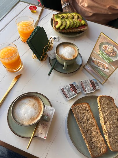 Le Petit Café de Cryss