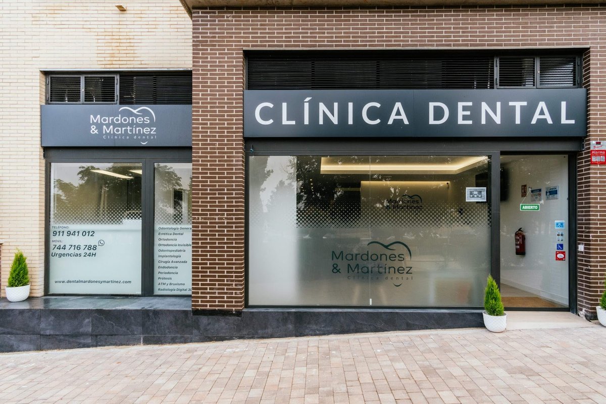 Mardones y Martínez Clínica Dental en El Cañaveral — foto 4