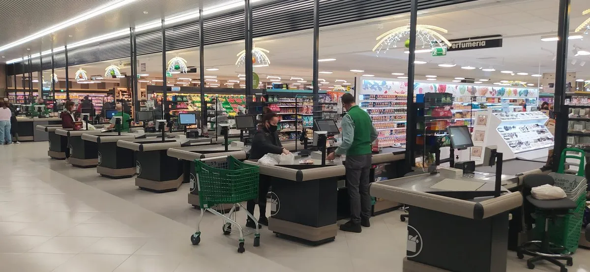 Mercadona San Fernando en San Fernando de Henares — foto 2
