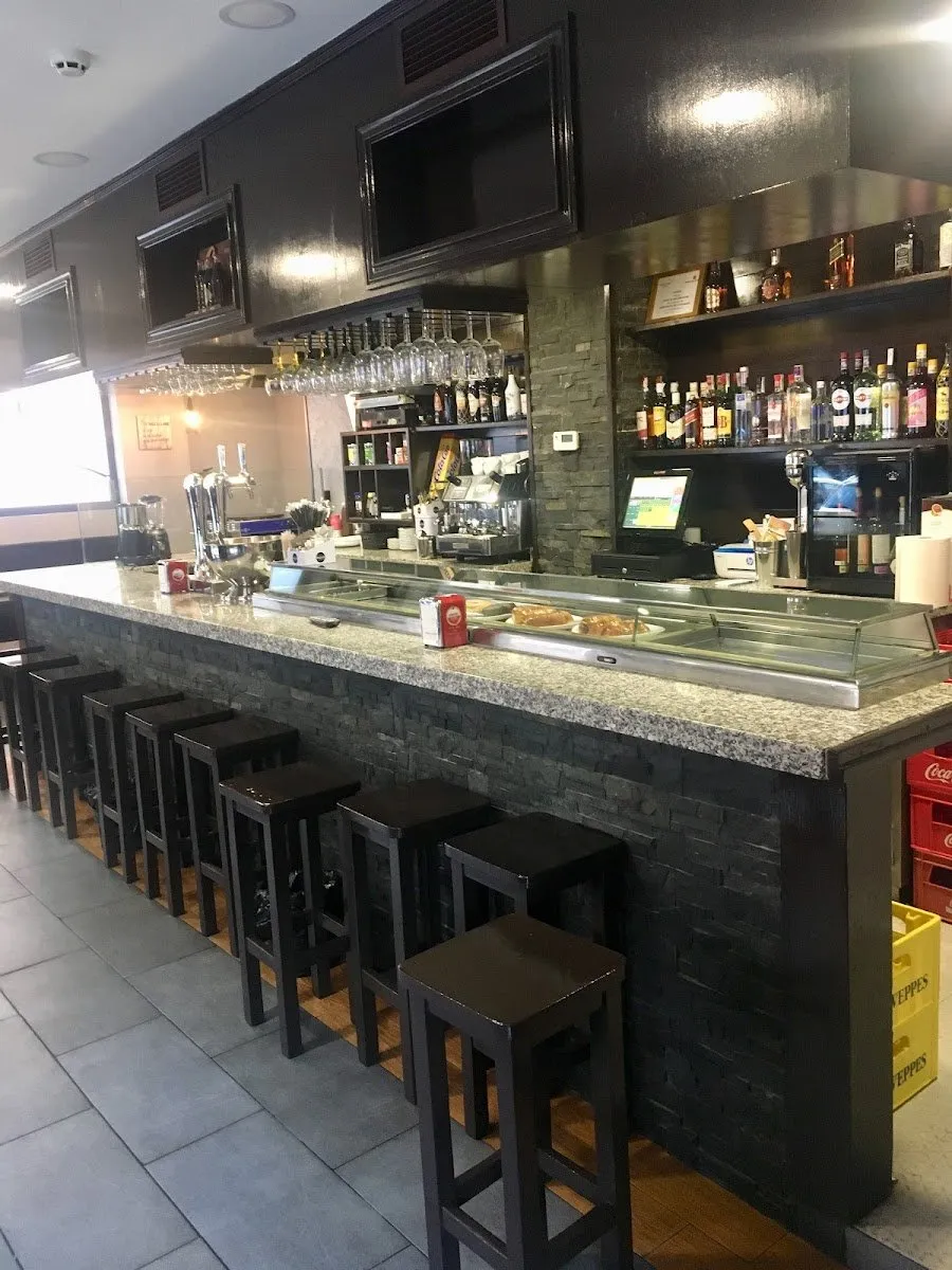 MOON Cafetería Restaurante en Coslada — foto 4