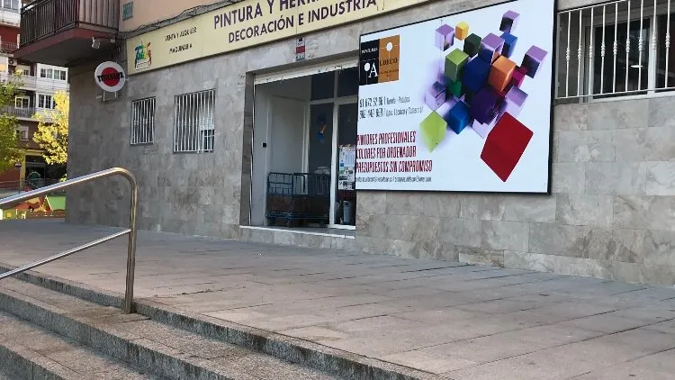 PINTURAS ALDECO distribuidor TITAN - PINTORES A SU SERVICIO