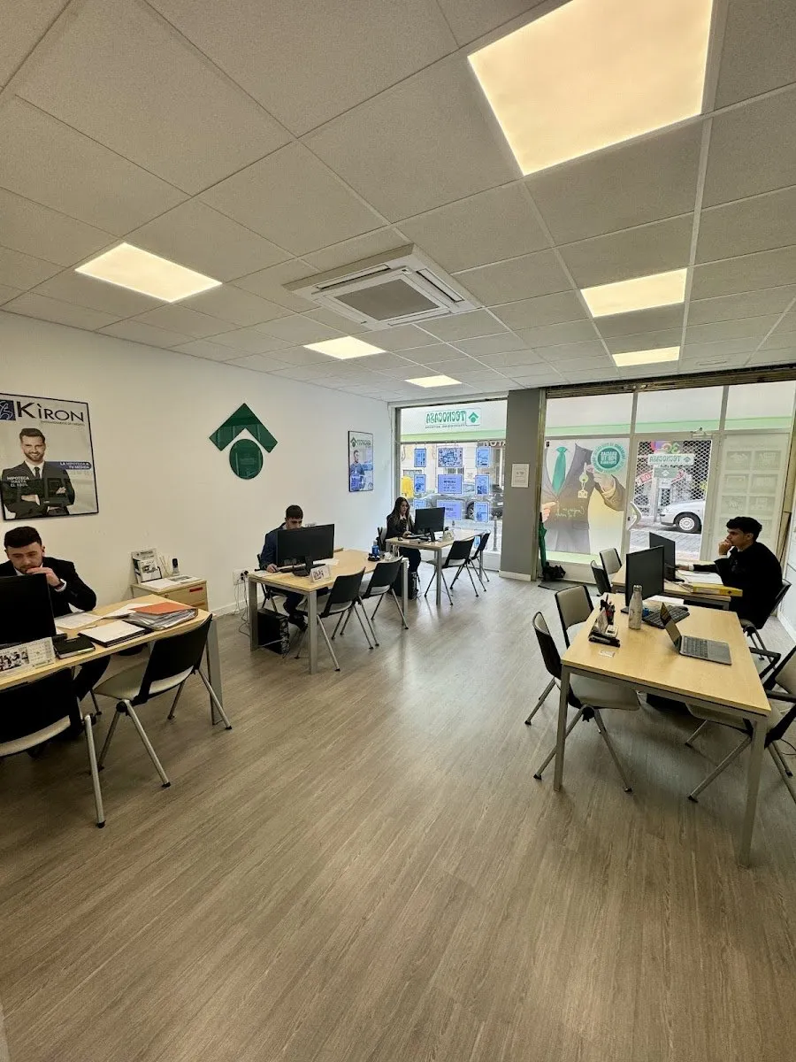 Tecnocasa Vicalvaro inmobiliaria en Vicálvaro — foto 3