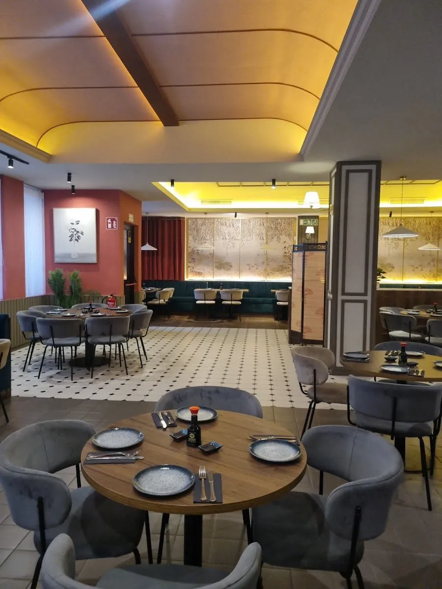 TSINGHE Cocina Fusión en El Cañaveral — foto 4